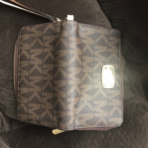 MK Wallet - Picture 4 of 4